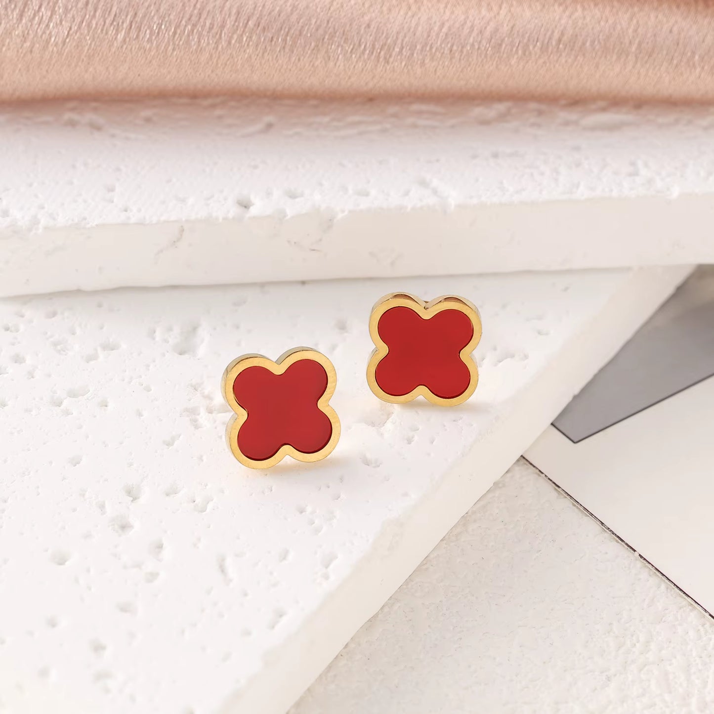 Four Leaf Clover Earrings 18mm